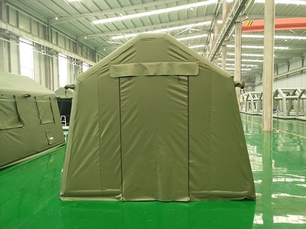 軍綠色充氣帳篷